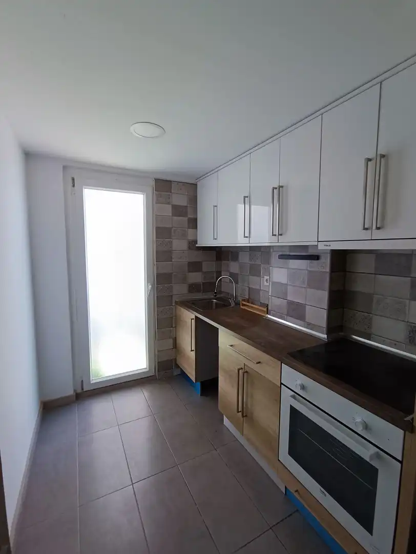 Kitchen of Flat for sale in Zaragoza  with Heating