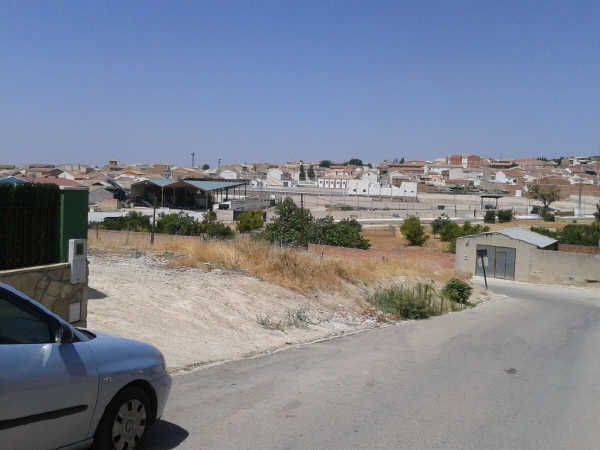 Terreno residencial en Venta en Calle Picual Virgen en Begíjar