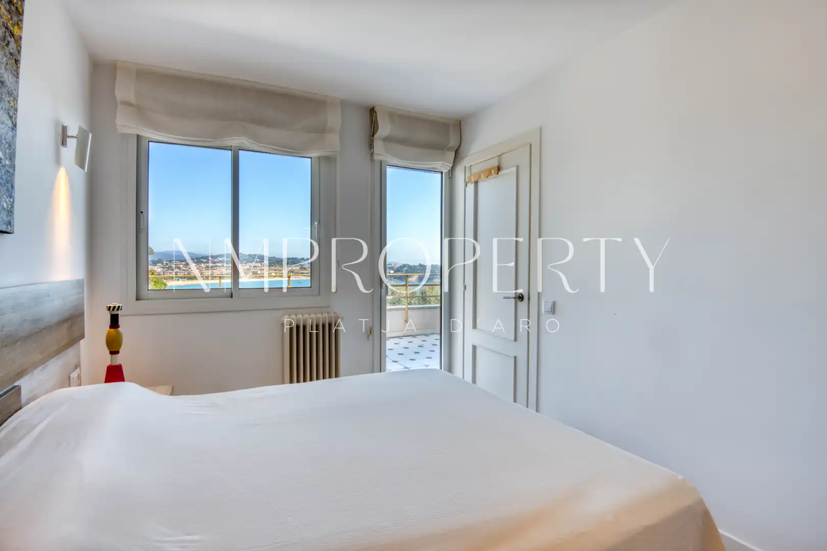 Bedroom of Flat for sale in Castell d'Aro, Platja d'Aro i s'Agaró  with Heating, Terrace and Furnished