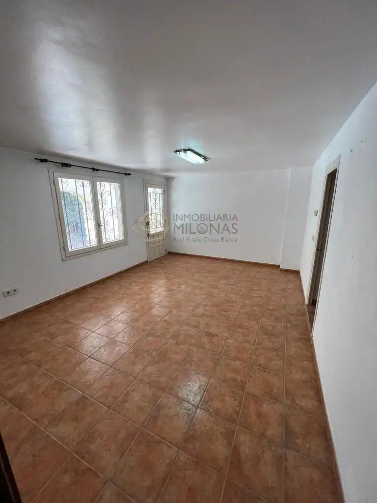 Sala de estar de Casa o chalet en venta en La Nucia con Aire acondicionado, Jardín privado y Terraza