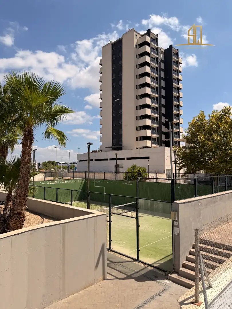 Apartament amb terrassa en venda a Calle García Lorca 100, imagen 4