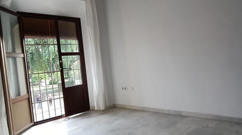 Photo 4 of Flat to rent in Calle Don Fadrique, Doctor Barraquer - G. Renfe - Policlínico, Sevilla