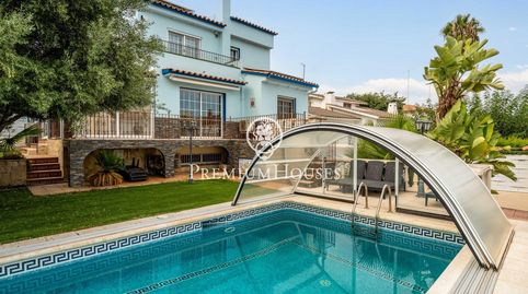 Casa independiente con piscina en Vallpineda, imatge 2