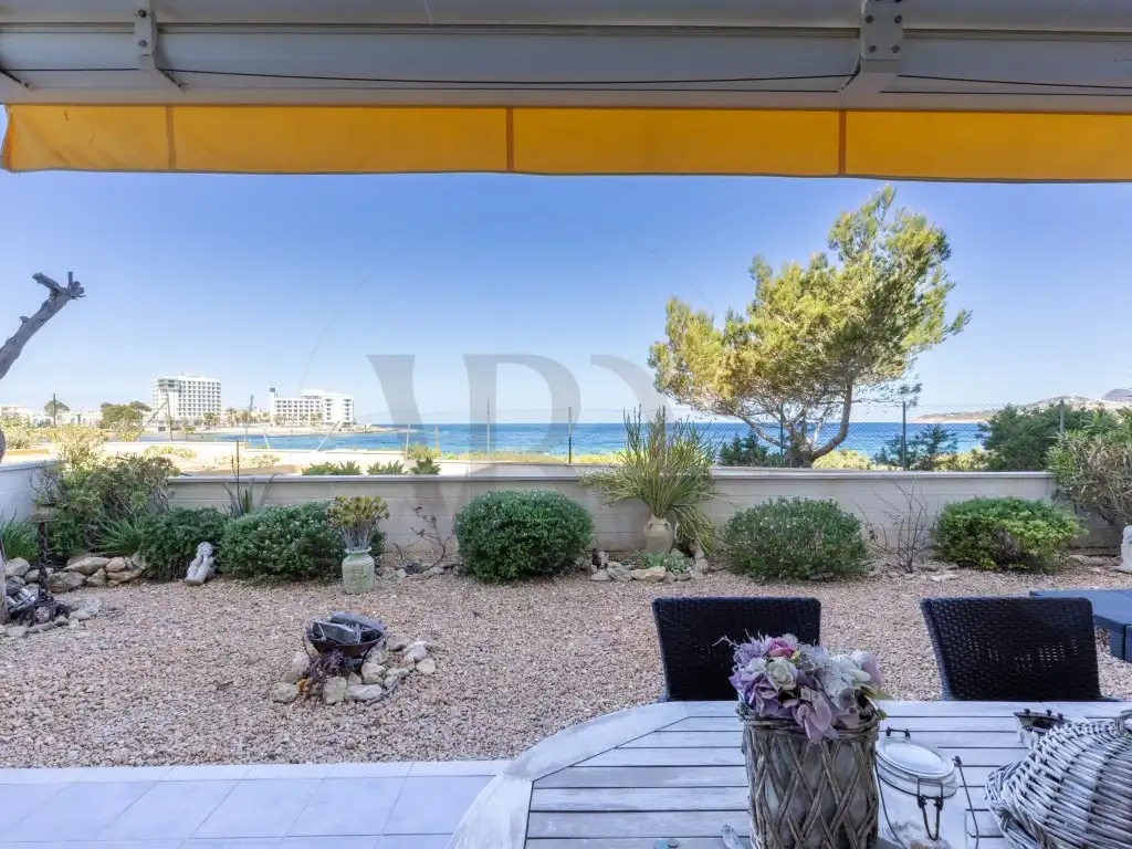 Apartament amb piscina en venda a Carrer De sa Punta des Pinet