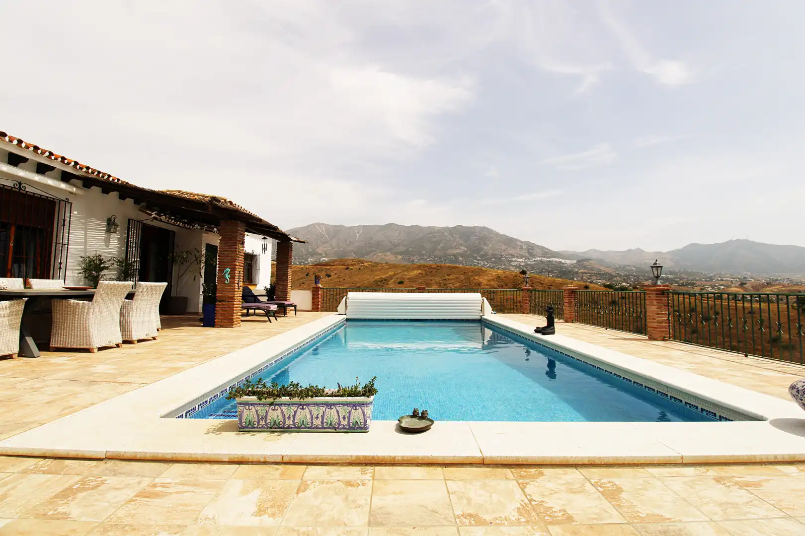 Piscina de Finca rústica en venta en Mijas con Aire acondicionado, Calefacción y Jardín privado