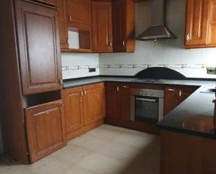 Kitchen of Duplex for sale in  Lleida Capital