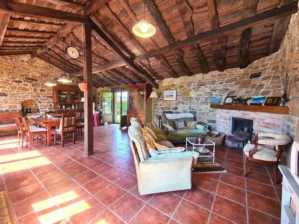 Sala de estar de Casa o chalet en venta en Villaviciosa con Calefacción, Jardín privado y Amueblado