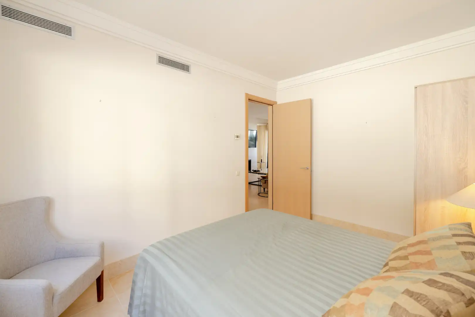 Flat with pool for sale in Urbanizacion los Altos de los Monteros, imagen 20