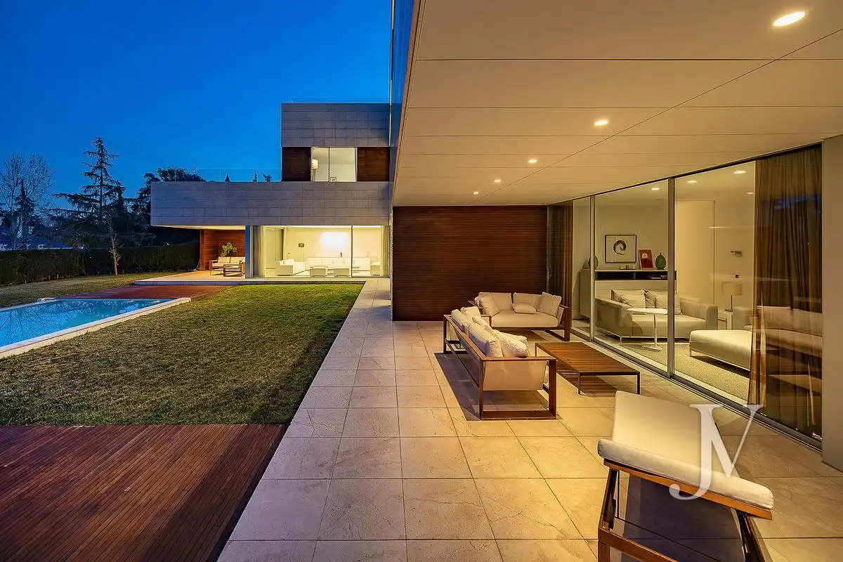Terrace of Houses for sale in Madrid  with Air Conditioner, Heating and Private garden