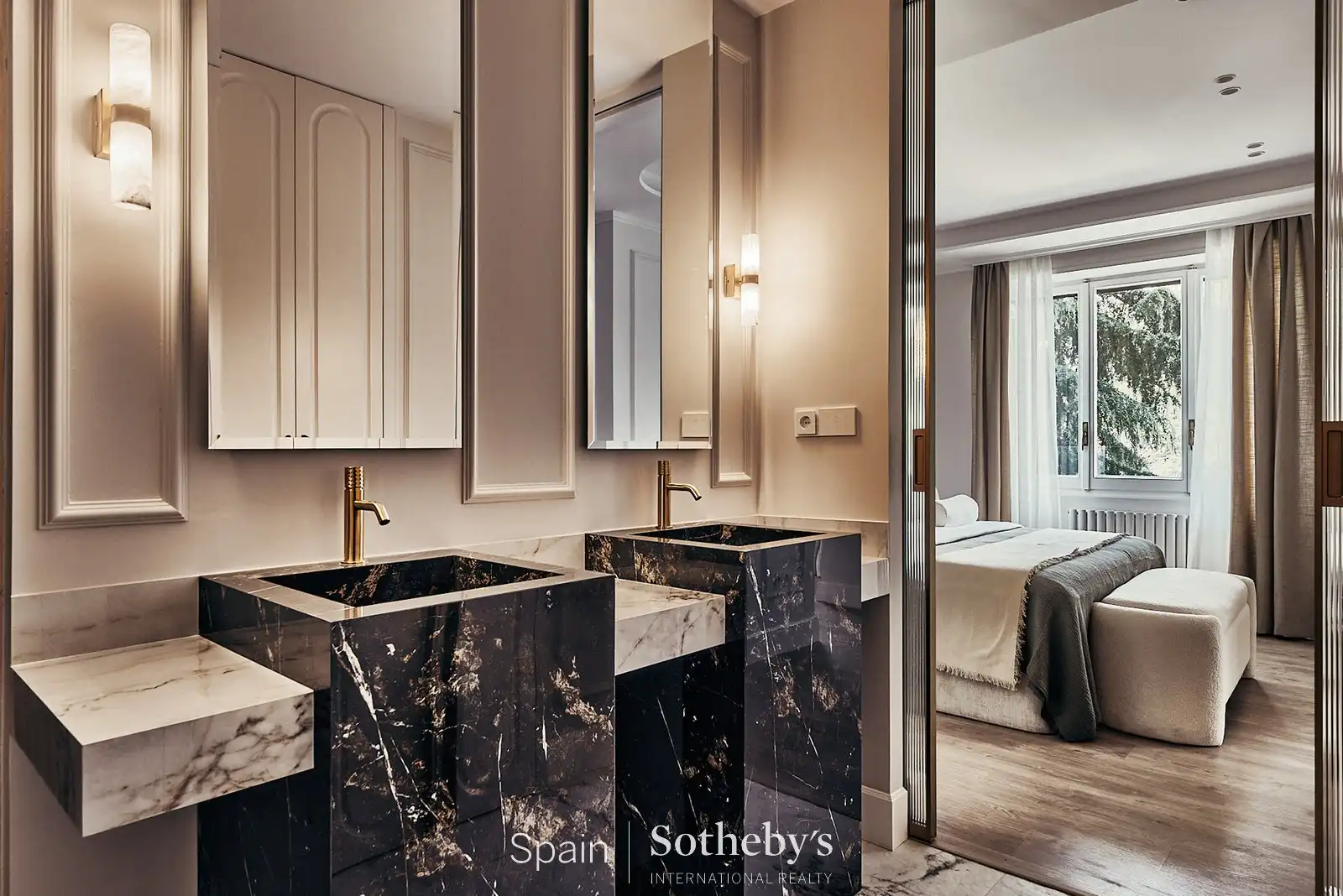 Bathroom of Apartments for sale in Madrid  with Air Conditioner, Heating and Terrace