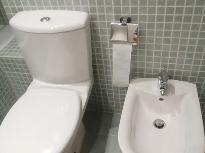 Bany de Pis en venda en Valladolid Capital amb Piscina