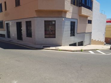 Gewerbefläche zum Verkauf in Calle linterna de Diógenes 28