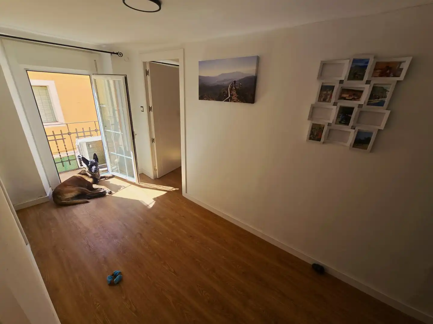 Living room of Detached homes for sale in Salomó  with Air Conditioner, Parquet flooring and Terrace