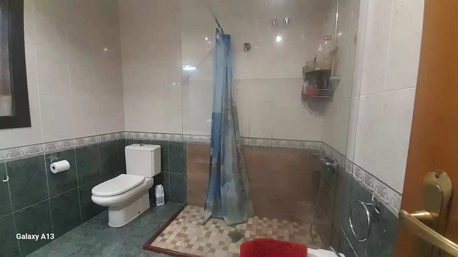 Bathroom of Houses for sale in La Pobla de Vallbona  with Air Conditioner, Heating and Oven