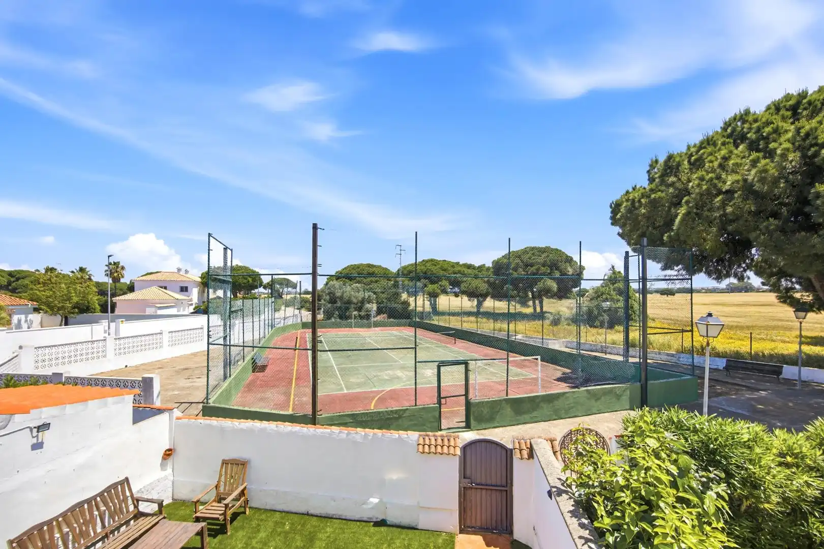 Jardín de Casa o chalet en venta en Chiclana de la Frontera con Aire acondicionado, Calefacción y Jardín privado
