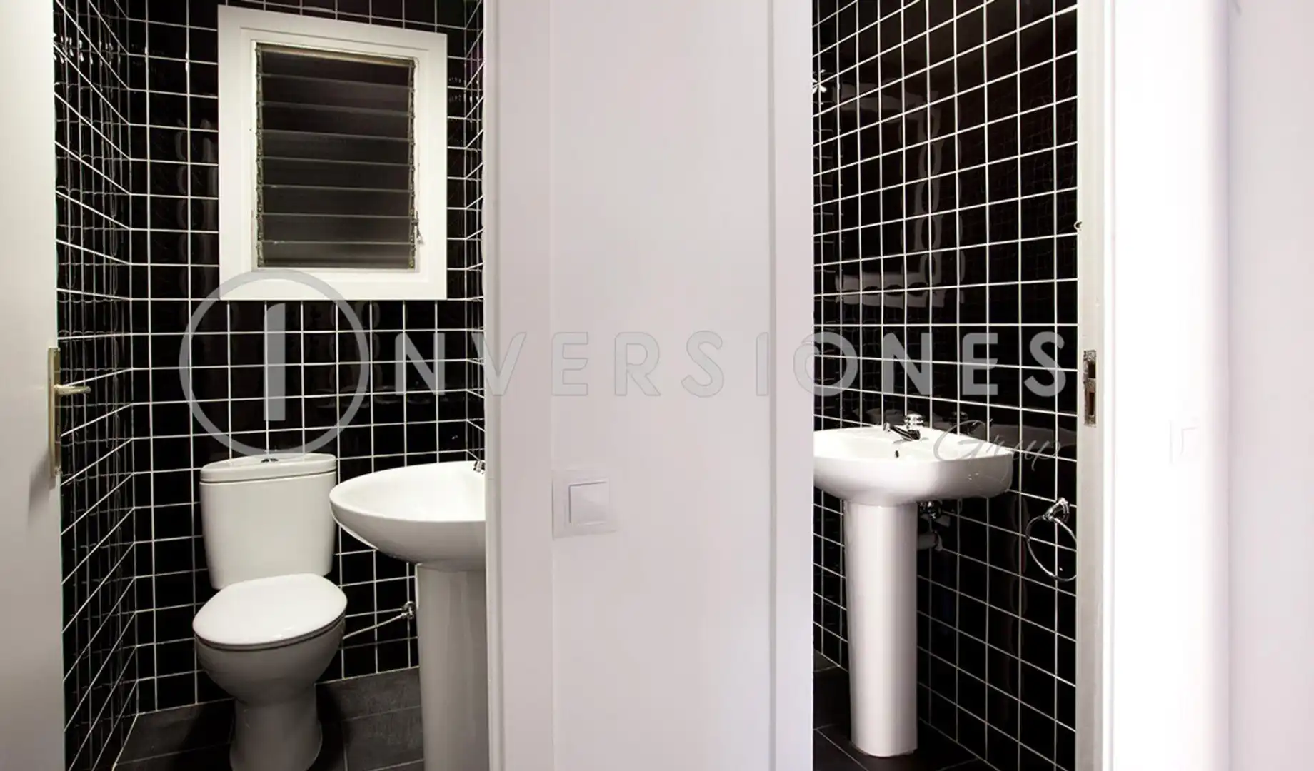 Baño de Oficina de alquiler en Barcelona con Aire acondicionado y Calefacción