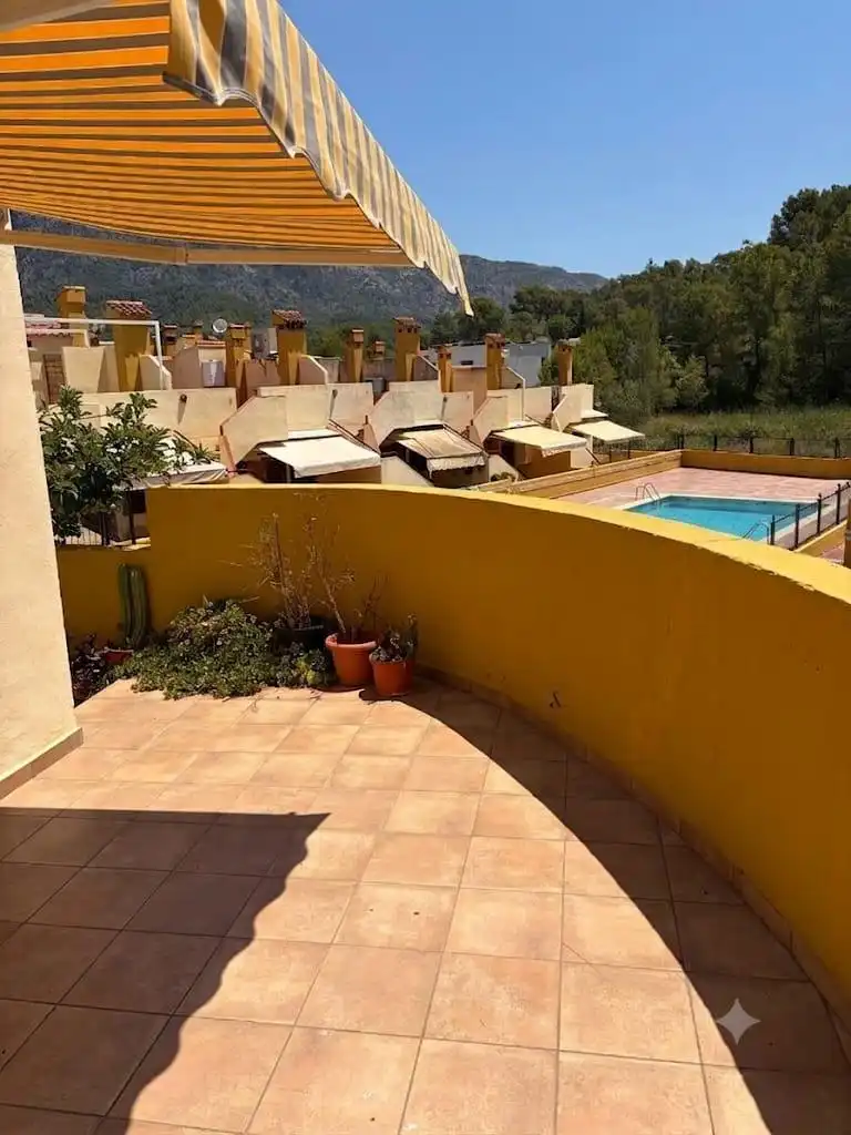 Terrassa de Casa adosada de lloguer en Carcaixent amb Piscina comunitària