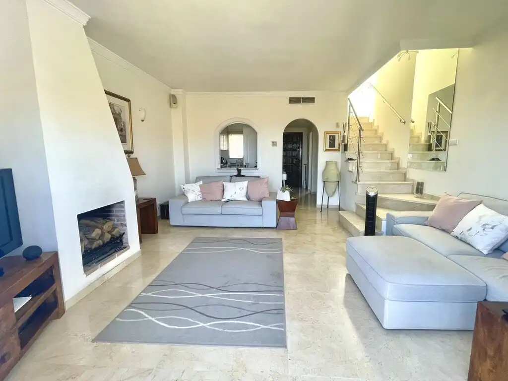 Semi-detached house with pool for sale in Mijas pueblo, imagen 5