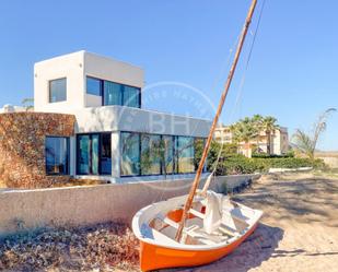 Vista exterior de Casa o xalet en venda en Dénia amb Aire condicionat, Terrassa i Piscina