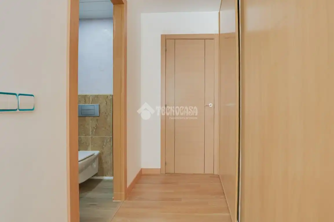 Casa adosada en venta en Terrassa con Aire acondicionado, Terraza y Trastero
