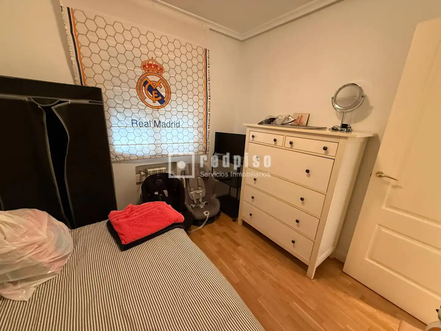 Schlafzimmer von Wohnung zum Verkauf in Madrid mit Klimaanlage, Heizung und Terrasse