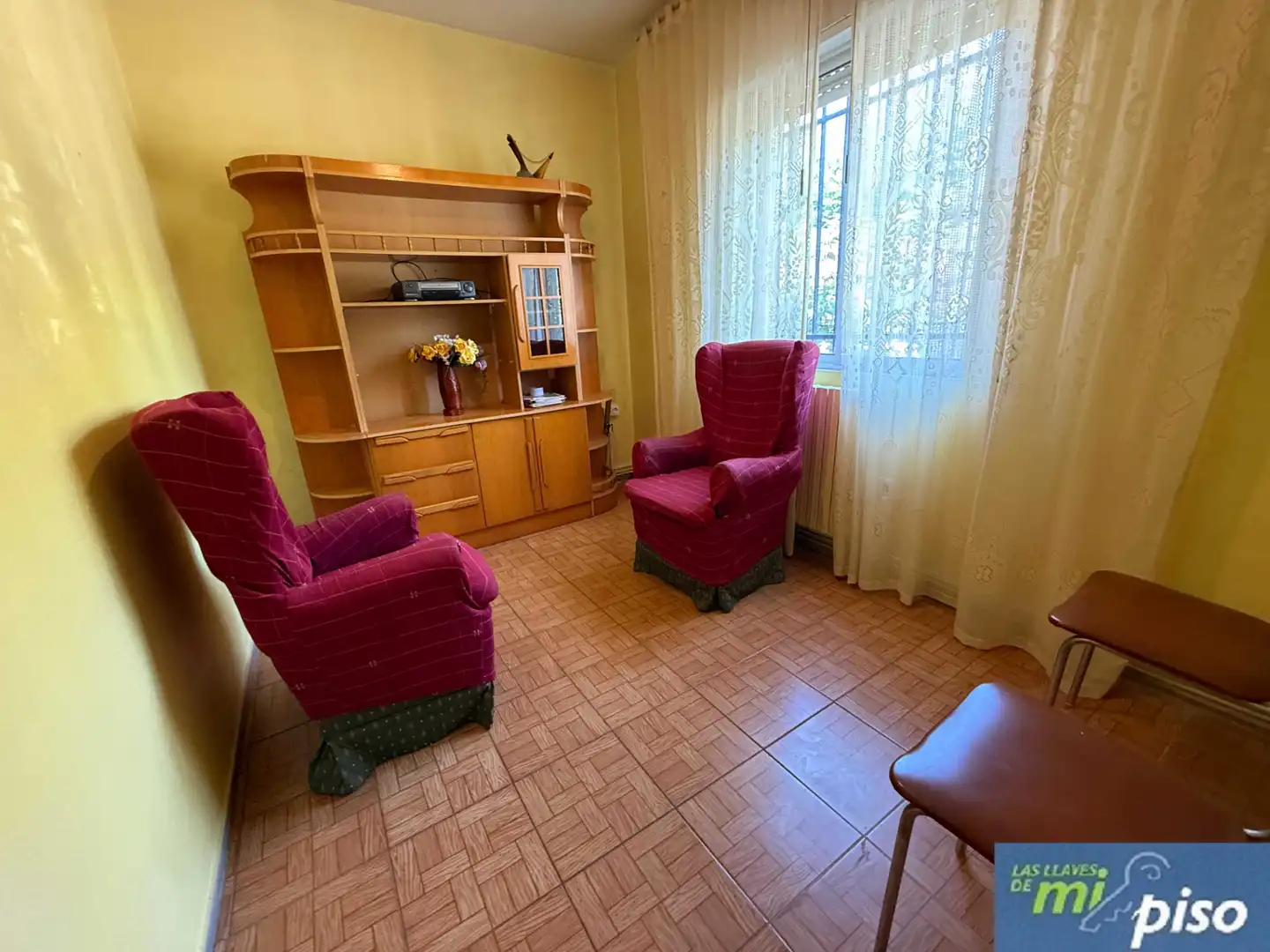 Sala d'estar de Casa o xalet en venda en Fresno el Viejo amb Calefacció, Jardí privat i Terrassa
