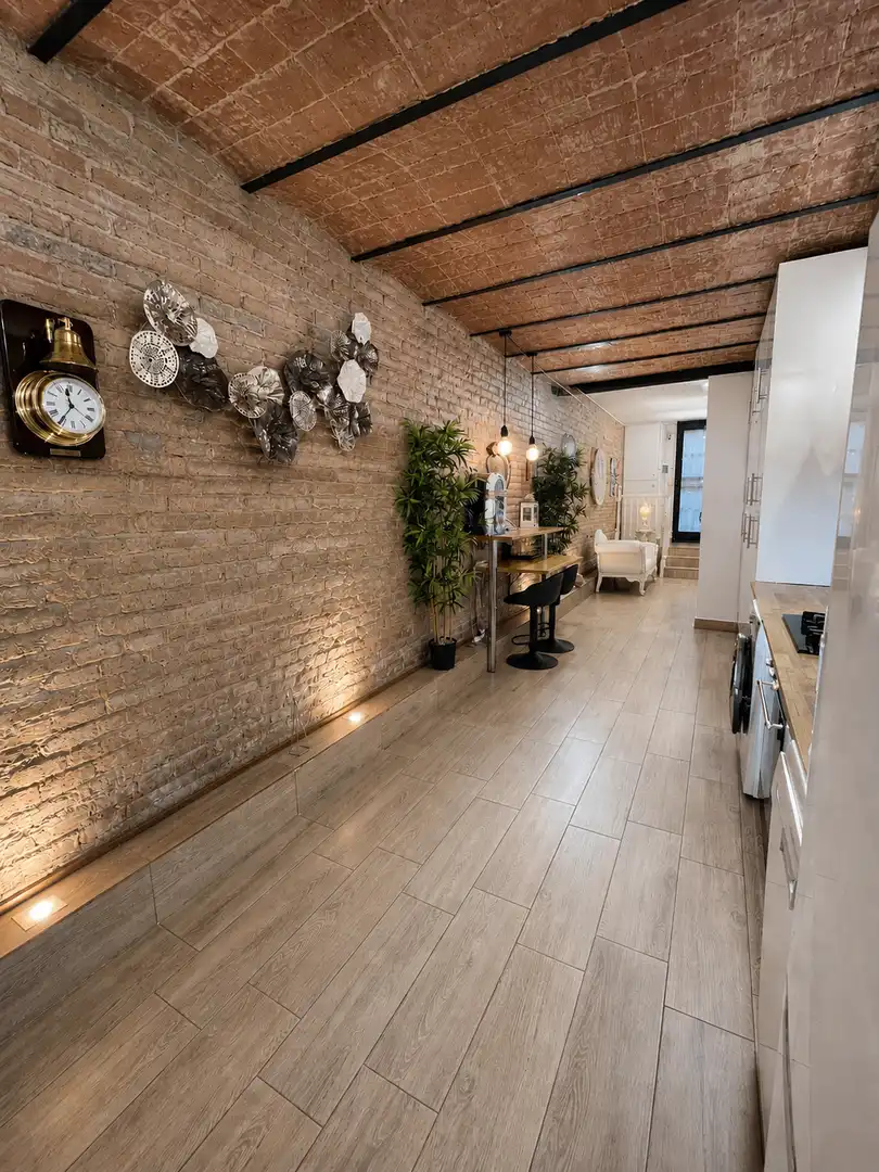 Wohnung zum Verkauf in Barcelona mit Terrasse