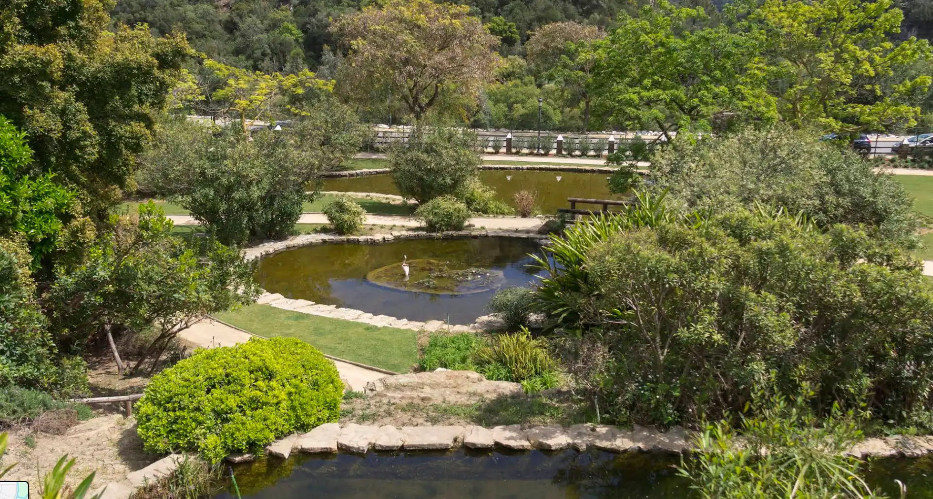 Jardín de Piso en venta en Benahavís con Trastero, Amueblado y Alarma