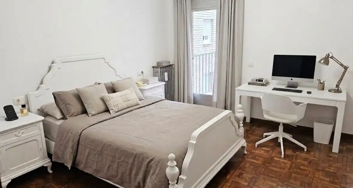 Bedroom of Flat for rent in Salamanca  with Heating, Terrace and Furnished