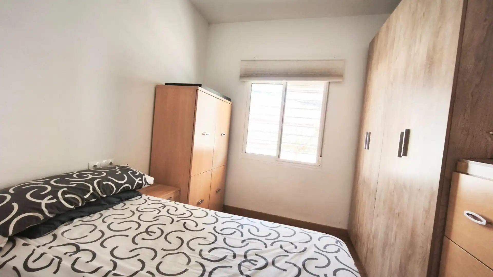 Bedroom of Detached homes for sale in Málaga  with Air Conditioner and Terrace