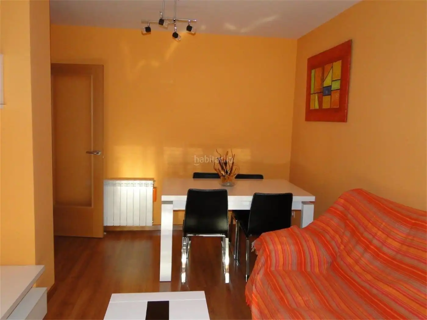 Flat with lift for sale in Calle Colombia 1