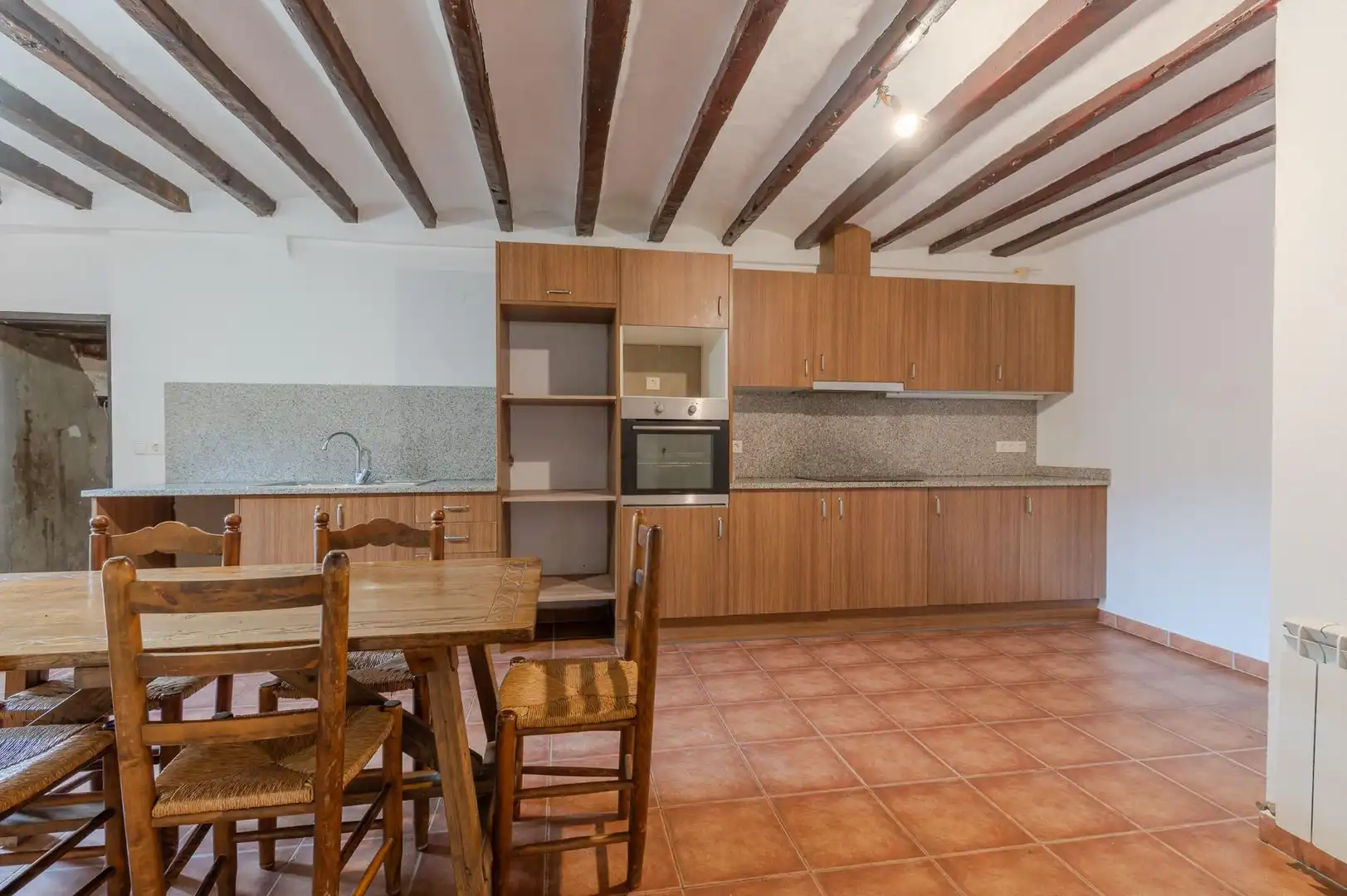 Cocina de Piso de alquiler en La Vall de Bianya con Calefacción, Jardín privado y Terraza