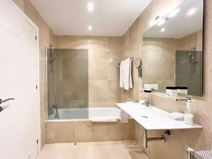 Bathroom of Attic for sale in Adeje  with Terrace, Storage room and Furnished