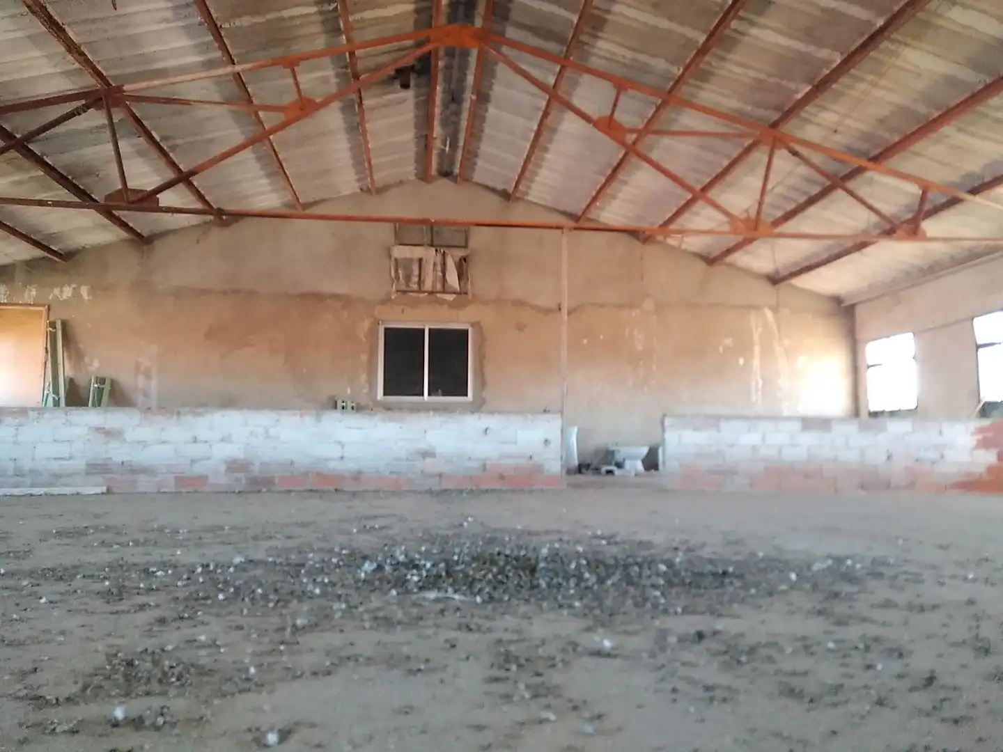 Terreny industrial en venda en El Manzano 