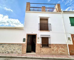 Exterior view of House or chalet for sale in Fuente de Piedra  with Terrace and Balcony