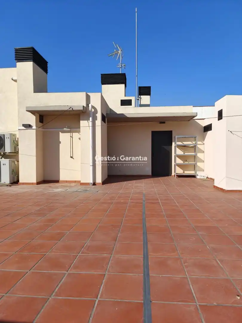 Terrace of Flat for sale in L'Hospitalet de Llobregat  with Terrace and Furnished