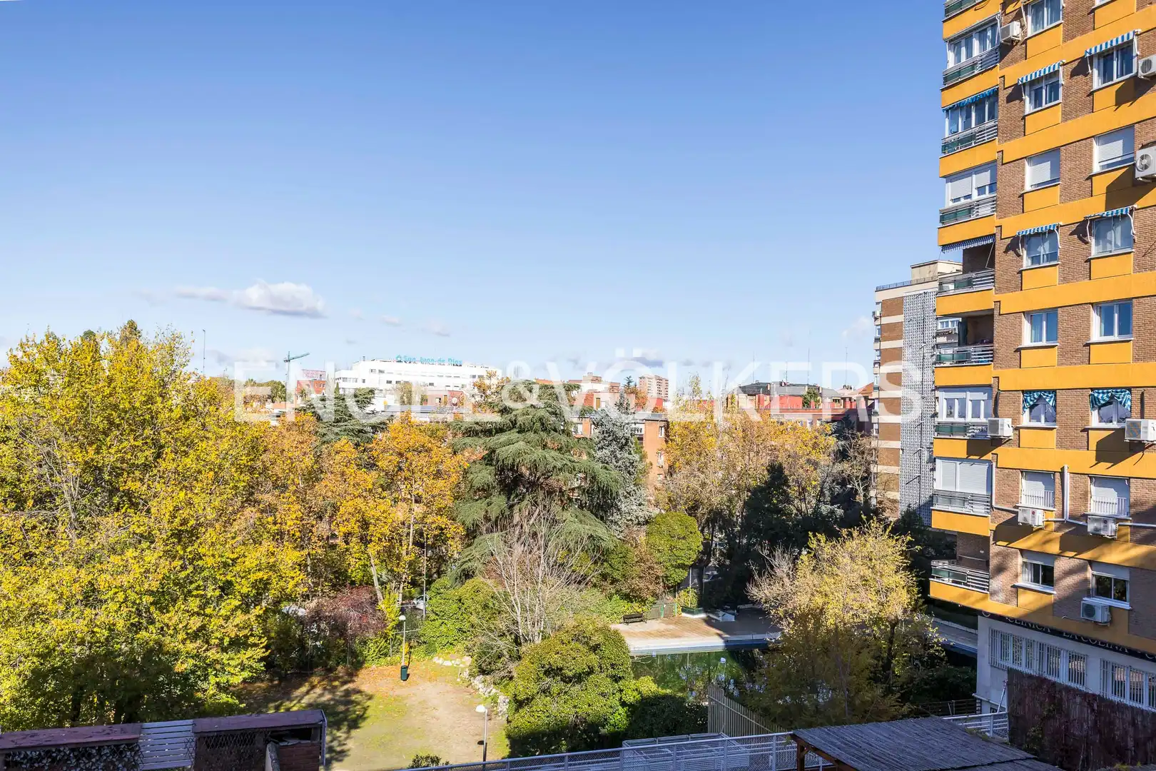 Flat with pool for sale in Ciudad Lineal, imagen 47