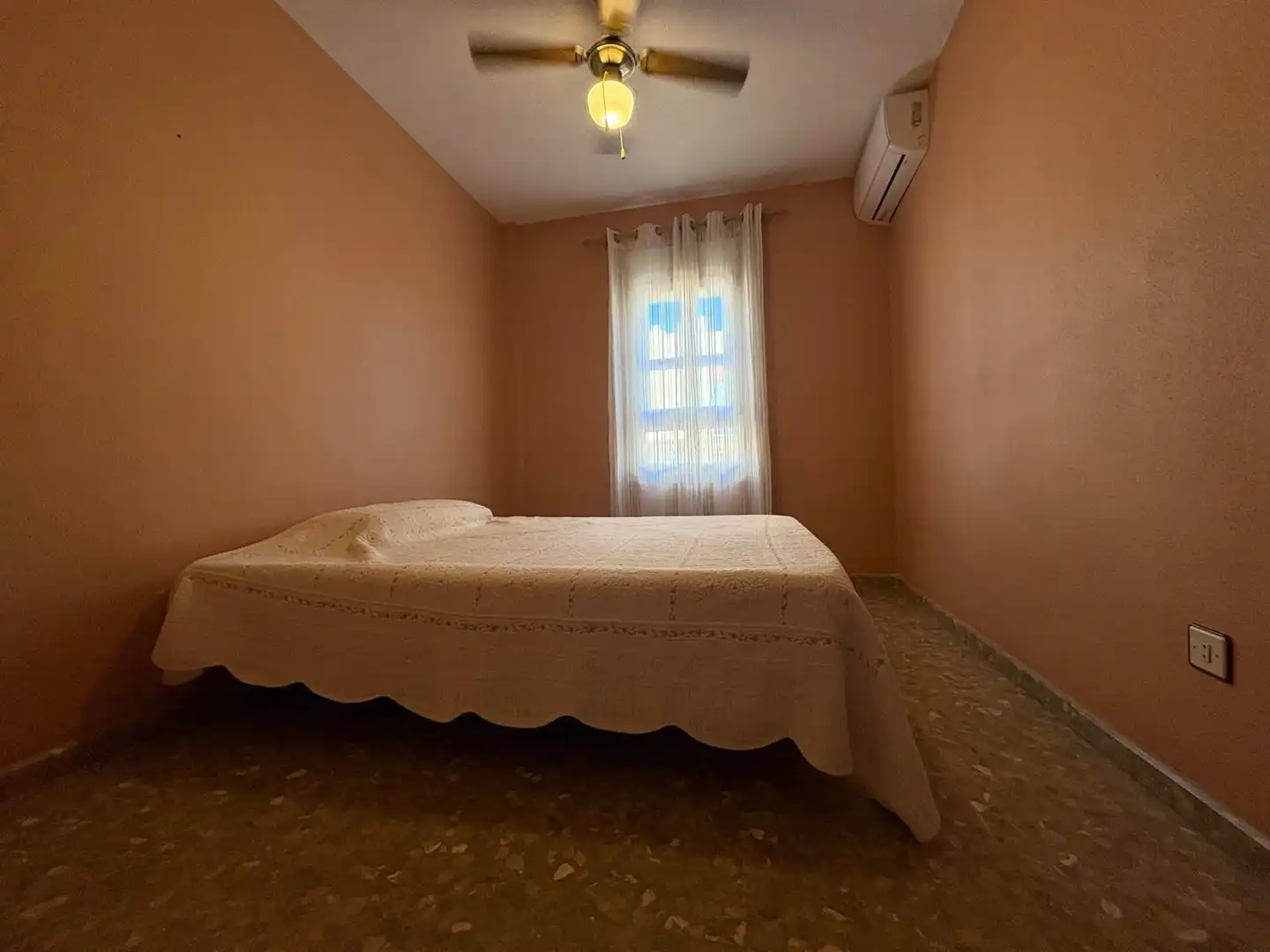 Bedroom of Detached homes for sale in Algeciras  with Air Conditioner, Terrace and Storage room