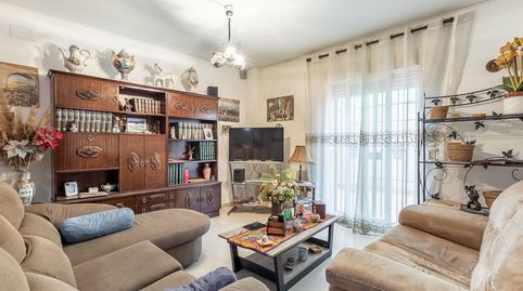 Foto 2 de Casa adosada en venta en Camino Cementerio, Polideportivo, Alhendín