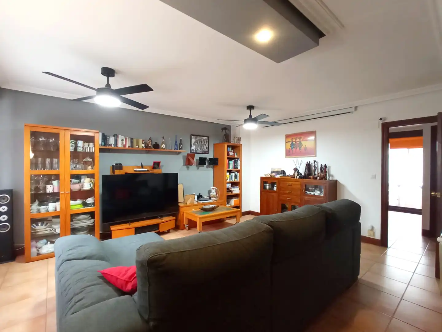 Sala de estar de Casa adosada en venta en Irun  con Terraza, Trastero y Amueblado