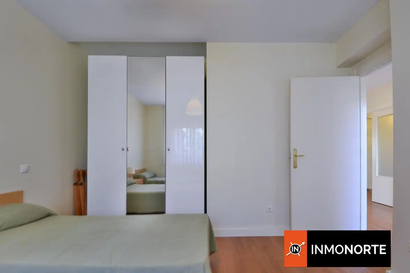 Habitación de Casa o chalet en venta en Laredo con Calefacción, Jardín privado y Terraza