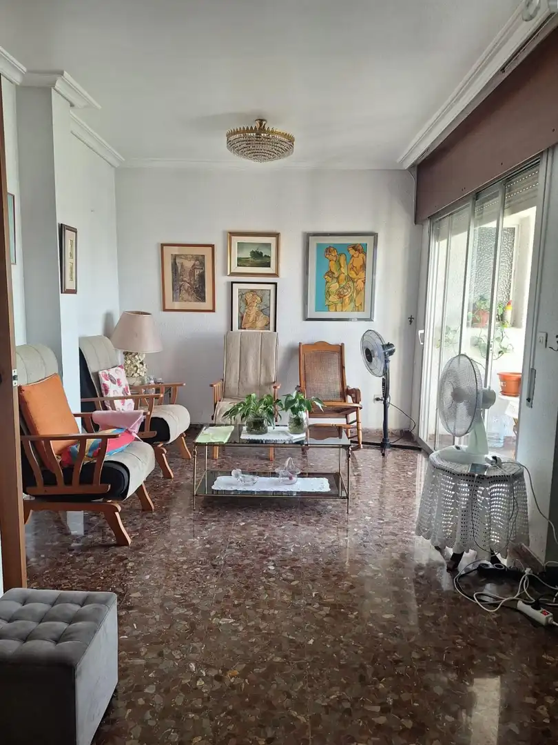 Sala d'estar de Pis de lloguer en Murcia amb Aire condicionat, Moblat i Balcó