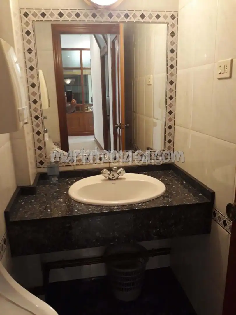 Badezimmer von Geschaftsraum zum Verkauf in Bilbao 