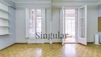 Dining room of Flat for sale in  Barcelona Capital  with Air Conditioner, Heating and Terrace