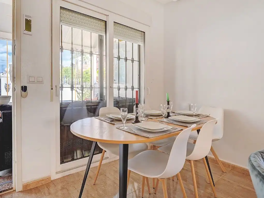 Esszimmer von Haus oder Chalet zur Miete in Orihuela mit Klimaanlage, Privatgarten und Parkett