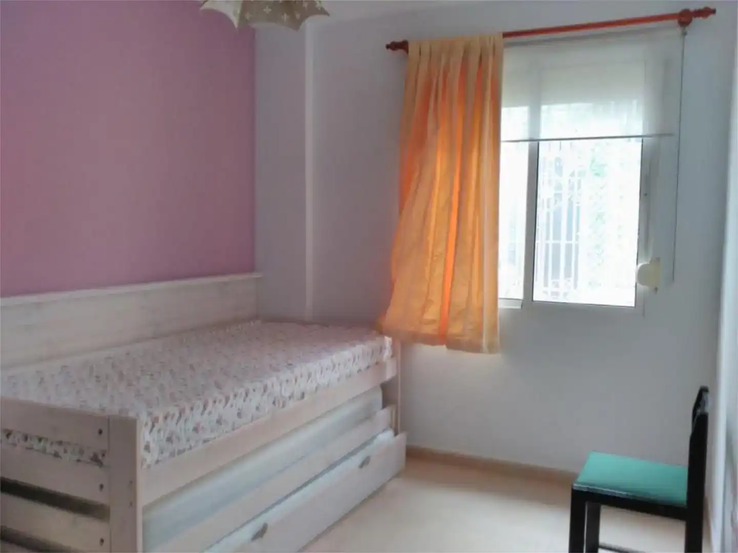 Habitación de Planta baja de alquiler en Conil de la Frontera con Aire acondicionado y Amueblado