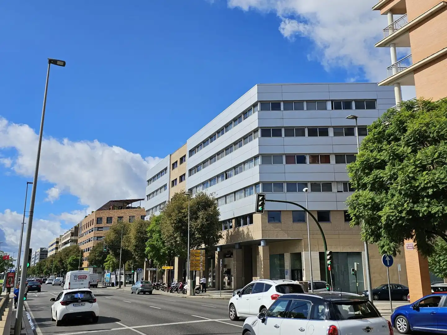 Office for sale in Santa Rosa - Valdeolleros
