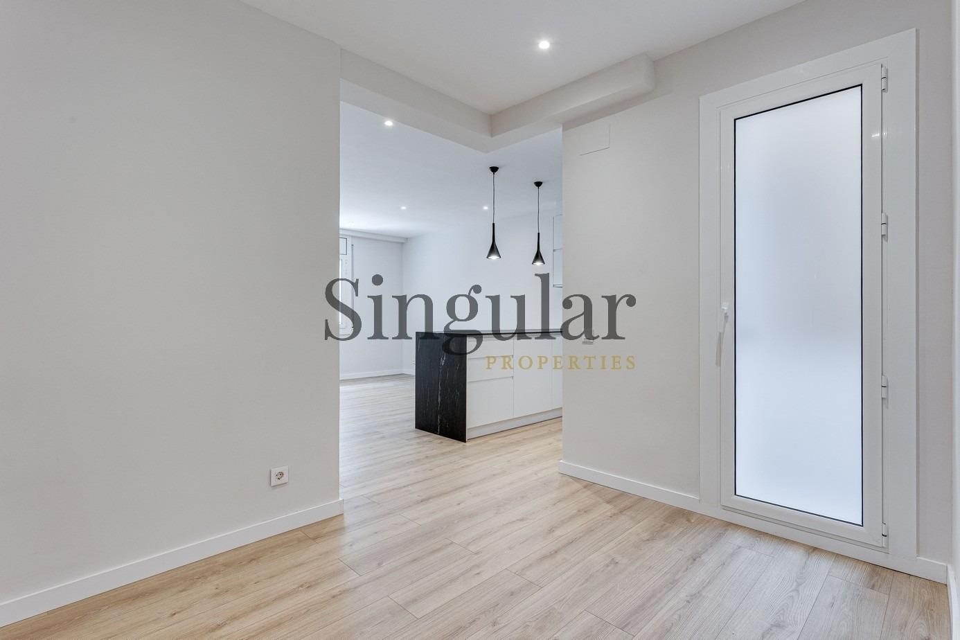 Flat for sale in  FERRAN PUIG, El Putget i el Farró