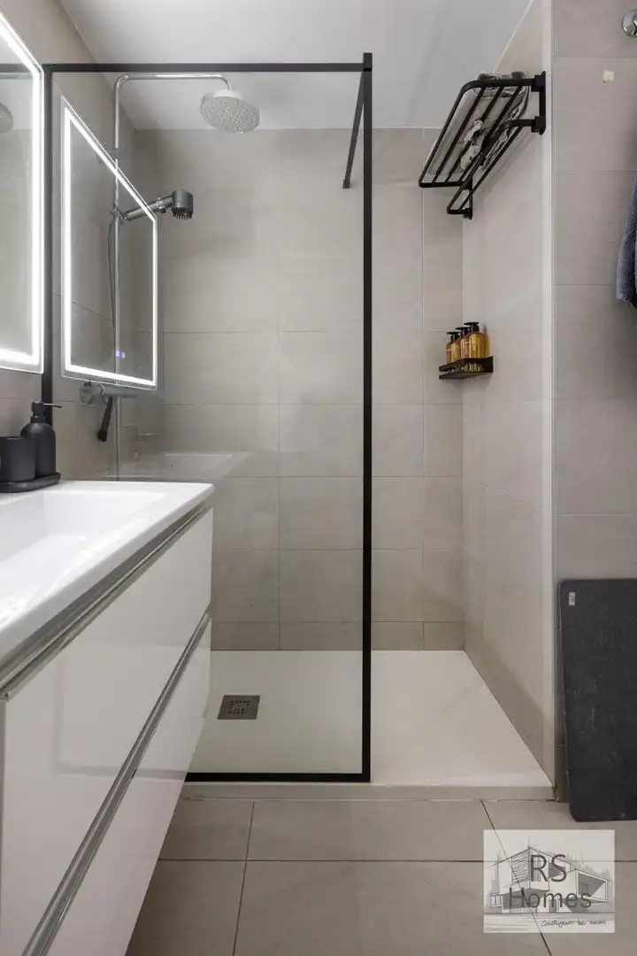 Baño de Piso en venta en Valencia con Aire acondicionado, Calefacción y Trastero