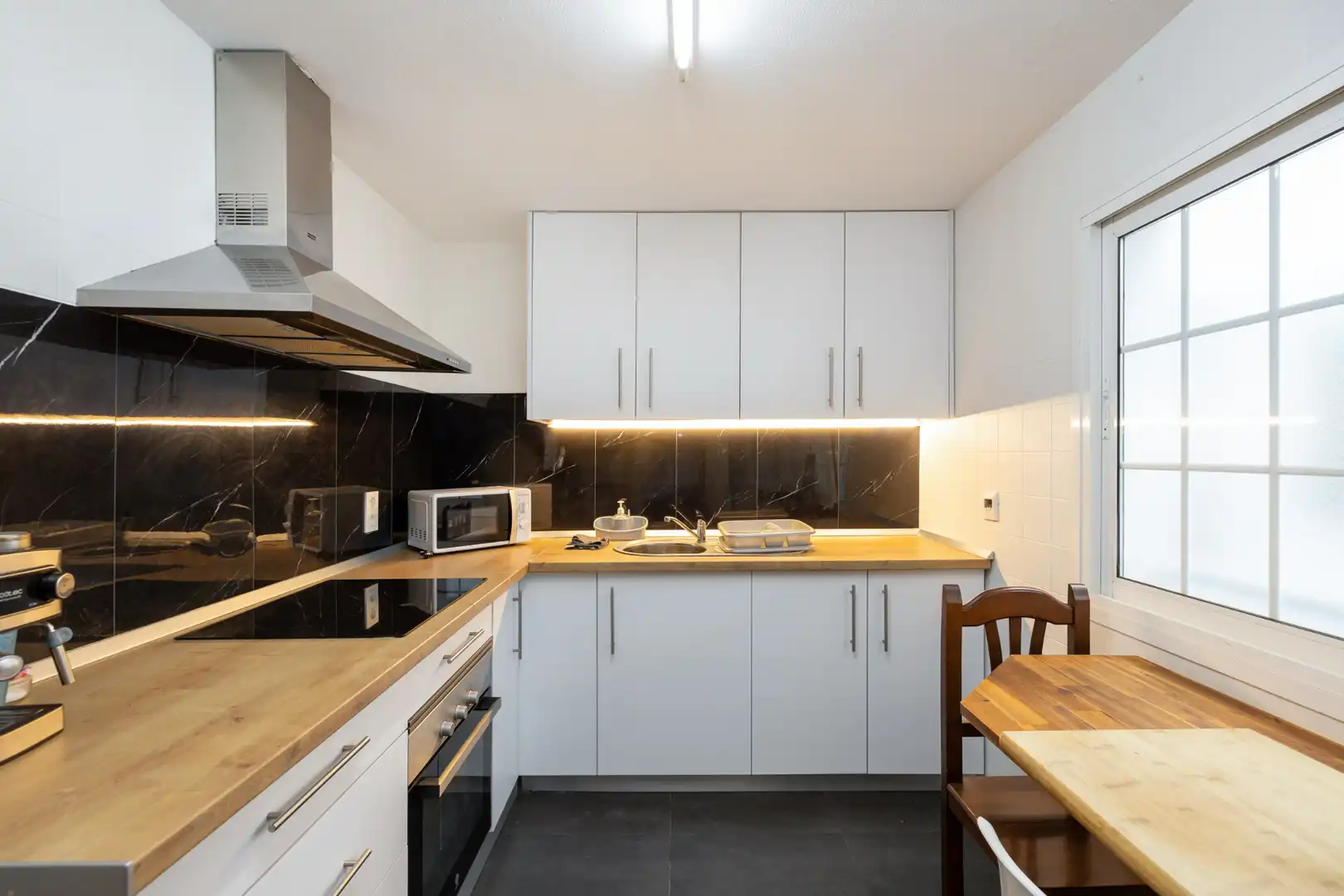 Wohnung zur Miete in Calle Emperatriz Eugenia, Camino de Ronda